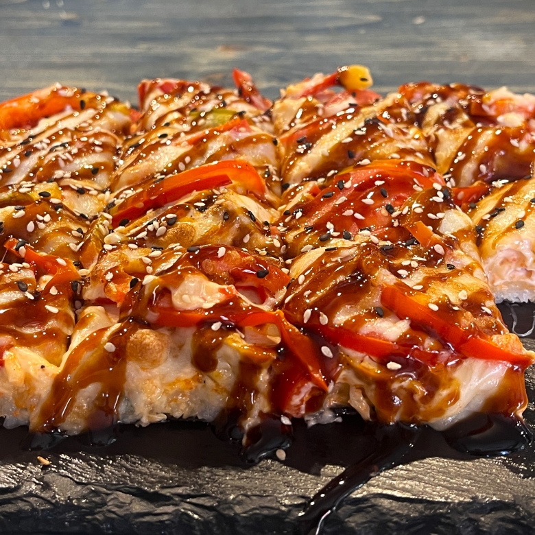 Суши пицца с угрём